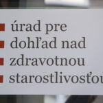 Zdravotné poisťovne budú môcť tvoriť stratu beztrestne. Koalícia koná v rozpore s tým, čo tvrdila