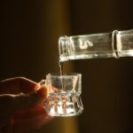 Alkohol ničí už 12 ročné deti. Stúpajú aj náklady na liečbu, idú na ňu milióny