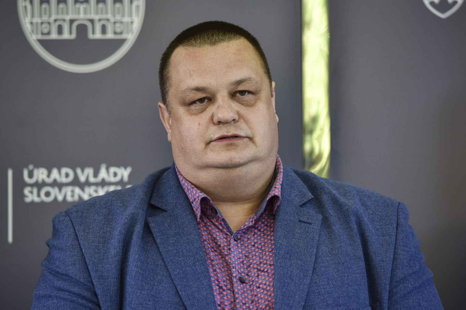 Ján Mikas skončil vo funkcii hlavného hygienika. Pellegrini tvrdí, že nie na popud SNS
