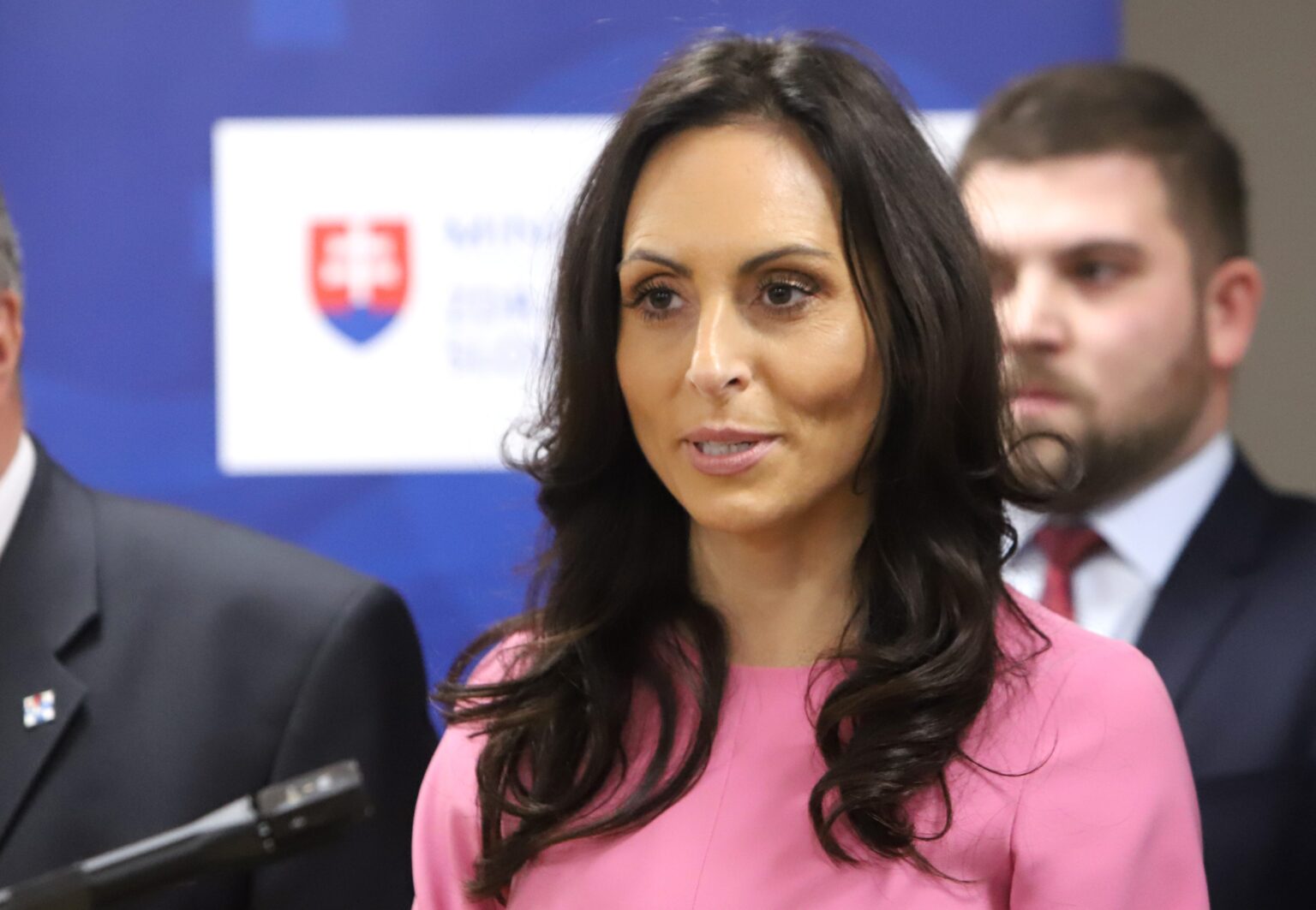 Dolinková je pripravená rokovať o zmene vyhlášky k rozdeleniu peňazí v sektore