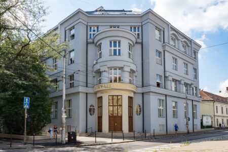 Študenti lekárskej fakulty budú získavať prax už aj v novozámockej nemocnici