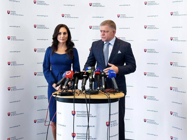 Komentár: Ministerku Dolinkovú musí inštruovať premiér Robert Fico