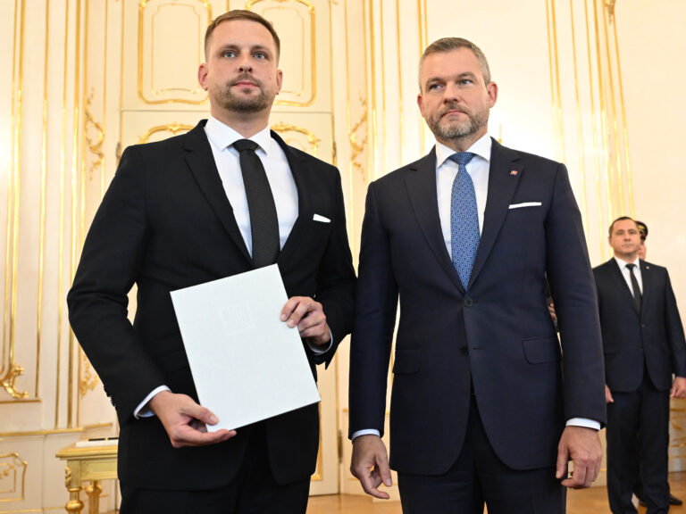 Nový minister zdravotníctva Šaško sa chce stretnúť so zdravotníkmi, kontrolka mu bliká aj pri poisťovniach