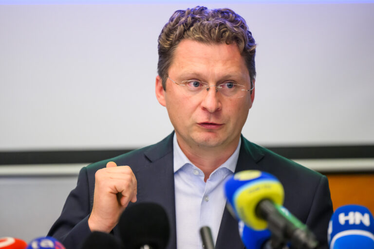 Časť lekárov si to rozmyslela, výpovede stiahli. Nielen zo súkromných nemocníc, ale aj štátnych