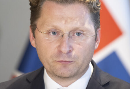 Lekárski odborári zvažujú podanie výpovedí z nadčasov