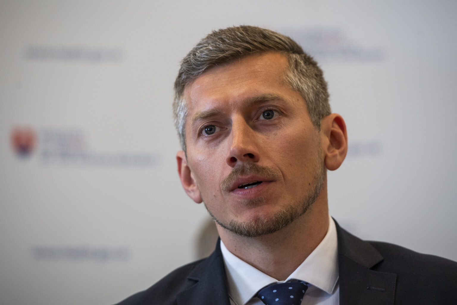 Ministerstvo zdravotníctva mení čakačky na operácie. Tvrdí však, že sa nebude dlhšie čakať