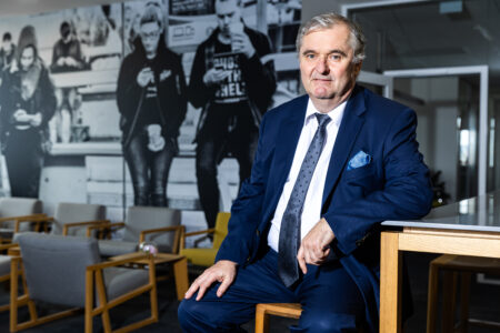 Marián Petko: Zo zmluvy je úplne jasné, že lekárski odborári nerozumejú ekonomike. Poškodzujú všetky nemocnice