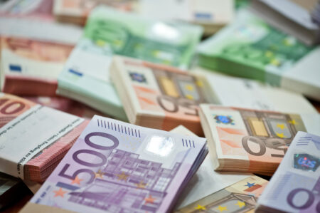 Ako zarobiť milióny v štátnom zdravotníctve? Ministerstvo financií našlo odpoveď