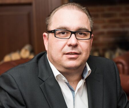Peter Sobota: Aké vyšetrenie má pacient podstúpiť, je len na ošetrujúcom lekárovi. Na nikom inom