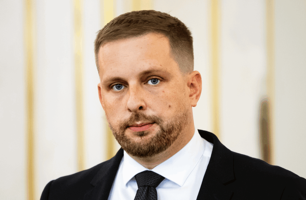 Šaško chce zvýšiť počet ľudí v zdravotníctve. Ako to chce urobiť, povie do konca roka