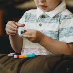 Pravdu o autizme má zistiť známy antivaxer. Deti liečil Lupronom, za liečbu si účtoval tisíce dolárov