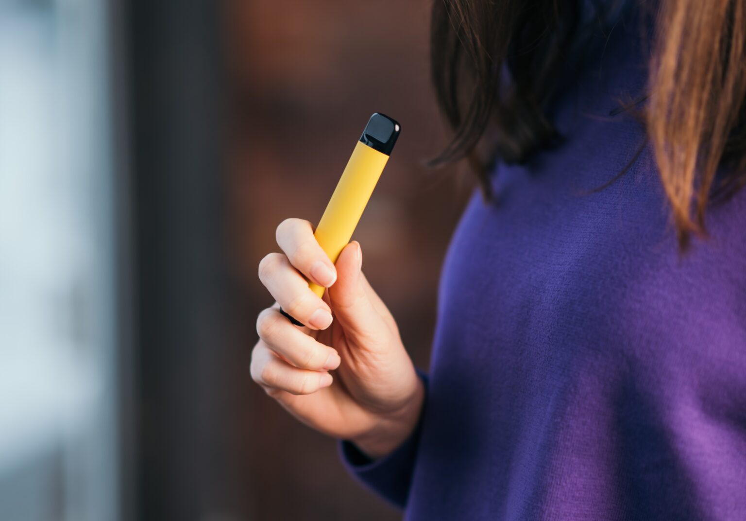 Štát plánuje boj proti detskému fajčeniu zákazom jednorazových e-cigariet