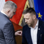 Iniciatíva Lekári nahlas vyzýva premiéra, aby odvolal Petra Kotlára z funkcie