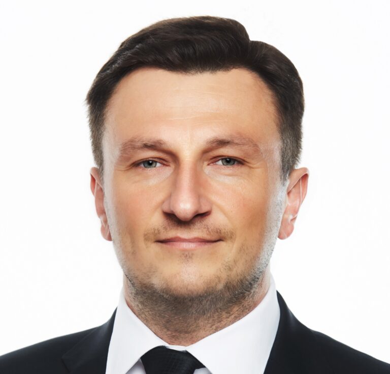 Šéf nemocníc Penty: Do tendra sme nevstupovali s už zakúpenými vozidlami
