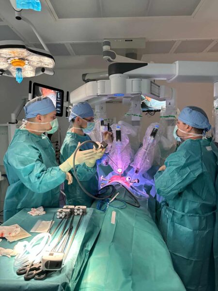 Centrum robotickej chirurgie v Martine zrealizovalo už takmer 550 operácií