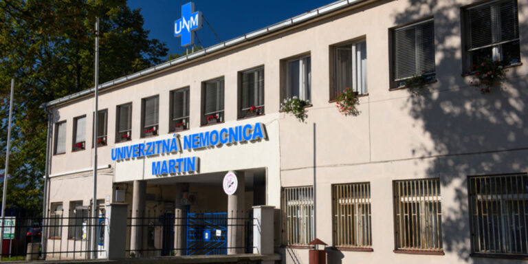 Riaditeľ martinskej univerzitnej nemocnice Durný končí, dočasne ju povedie námestník Mikler