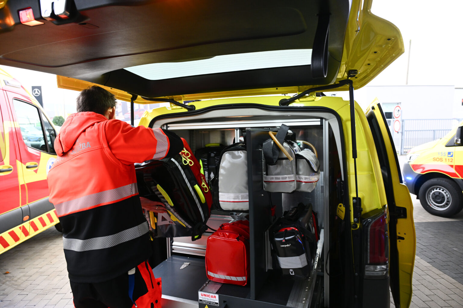 Nebol tam ani jeden odborník z urgentnej medicíny, kritizujú Šaškov návrh záchranári aj opozícia