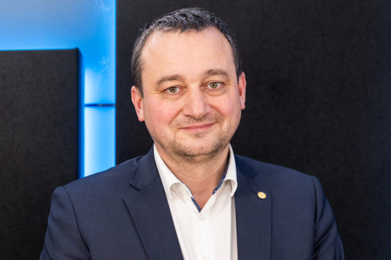 Píše Martin Kultan: Problémom nie sú limity, ale nízka efektivita