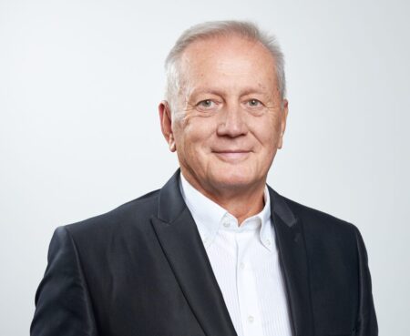 Píše Robert Vetrák: Poplatky v ambulanciách nie sú voľba, ale dôsledok
