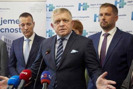 Píše Peter Kováč: Ako rýchlo a lacno transformovať fakultnú nemocnicu v Banskej Bystrici na univerzitnú?